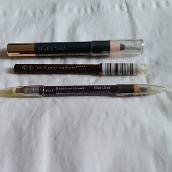 Makeup Set - Picture 13 of 13